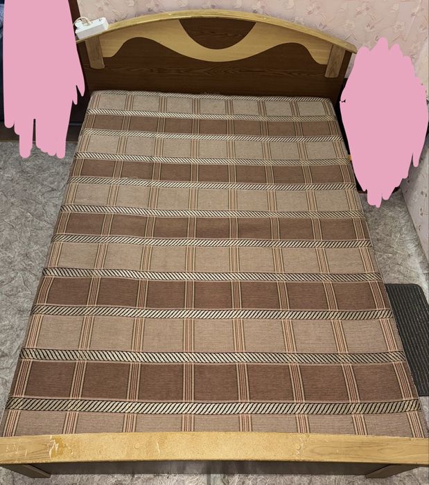 Продам кровать 1,5 на 2 м