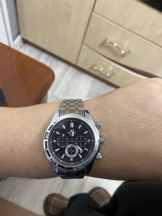 продам часы casio