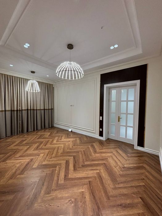 Продам евро дом Мирзо-Улугбекский районе Луначарском 5 соток 3 уровня