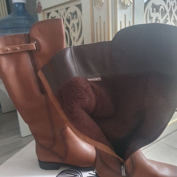 Натуральная кожа,мех.