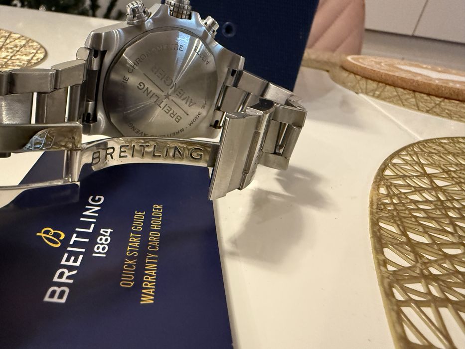 Breitling Super Avenger Chronograph  48mm. Оригинален, като нов. 2024г