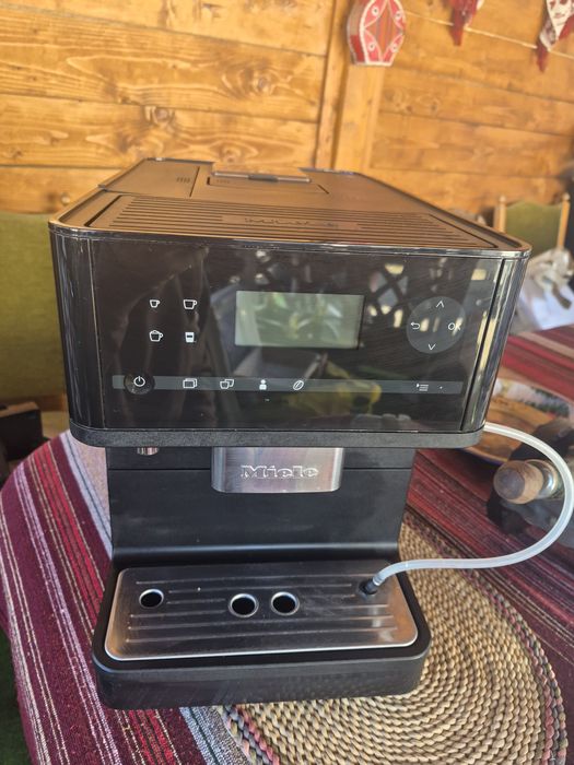 Expressor Miele CM 6350
