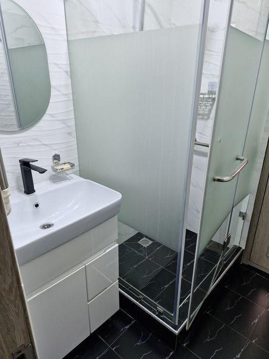 Сдаётся  4 х комнатная квартира