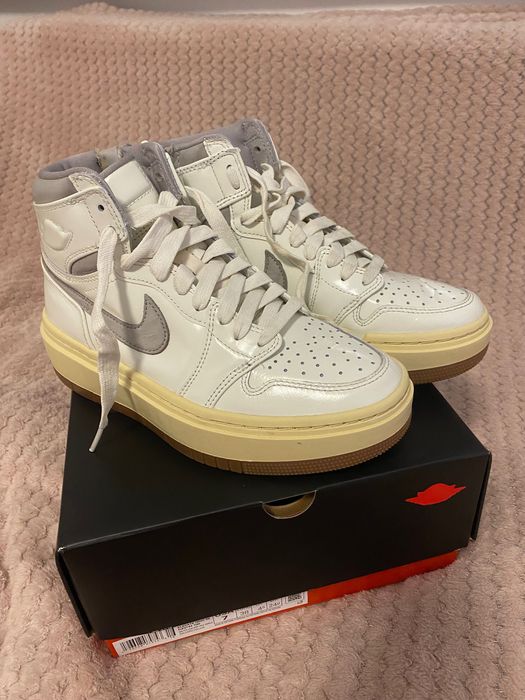 Маратонки дамски Nike Air Jordan Elevate High