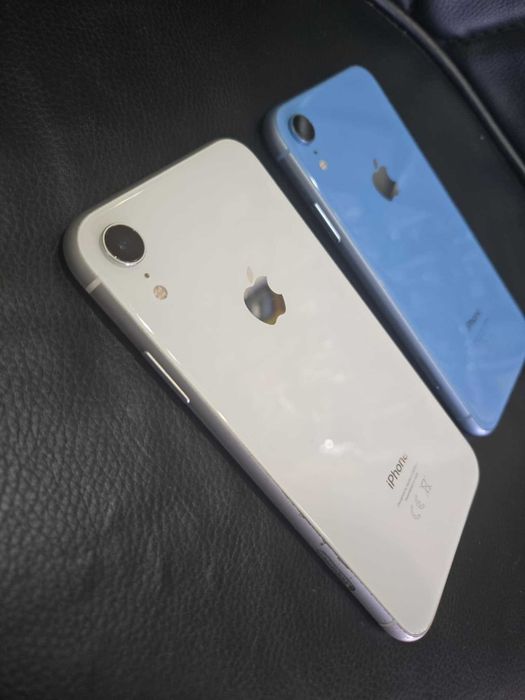 Iphone XR Blue/ White   64GB/ 256gb