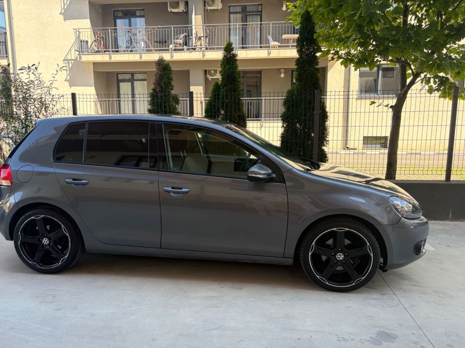 VOLKSWAGEN Golf 2010 — imagine 4