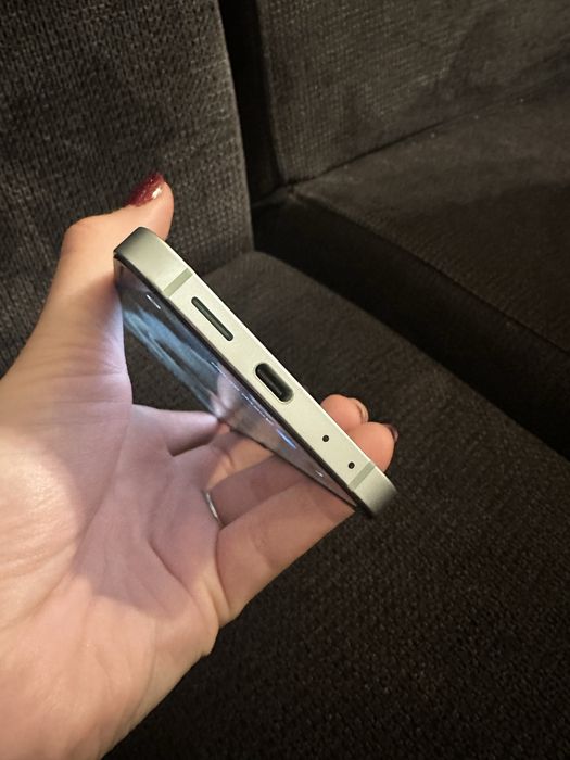 Samsung Galaxy Z Flip 6