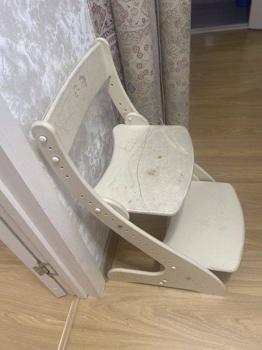Продам детский растущий стул для детей 3-7 лет