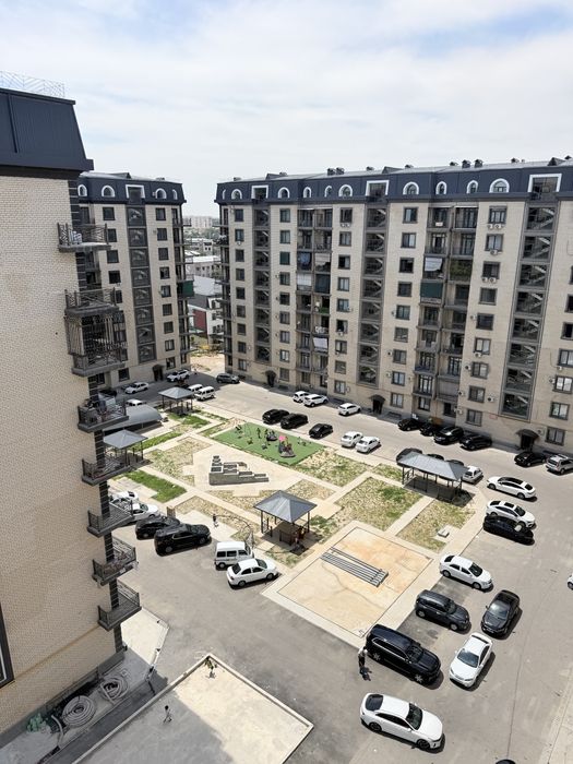 140 м2 , Dream House , 2 + 2 квартиры Две , Гулобод