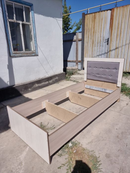 срочно продам кровать