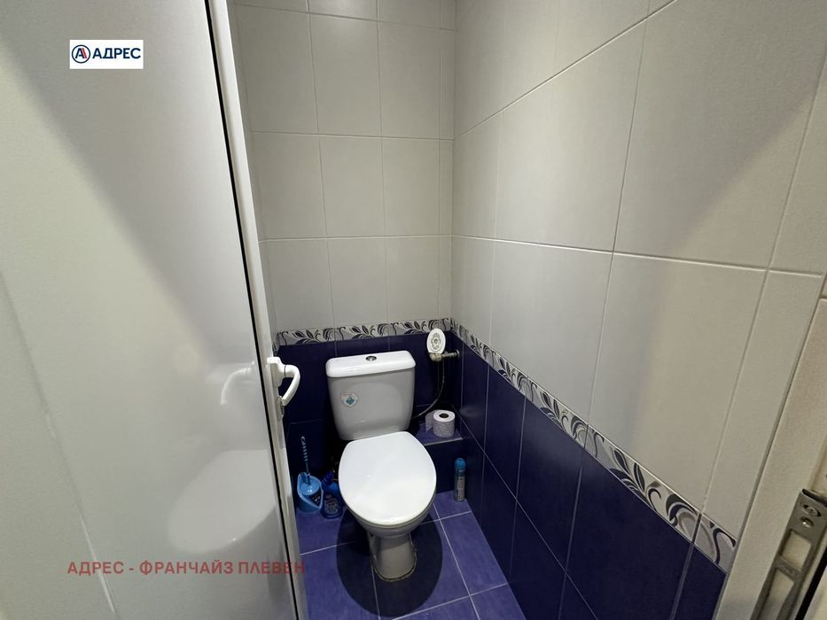 Продава се Тристаен апартамент в Плевен, Сторгозия - 76 кв.м за 913 €/кв.м - Снимка #9