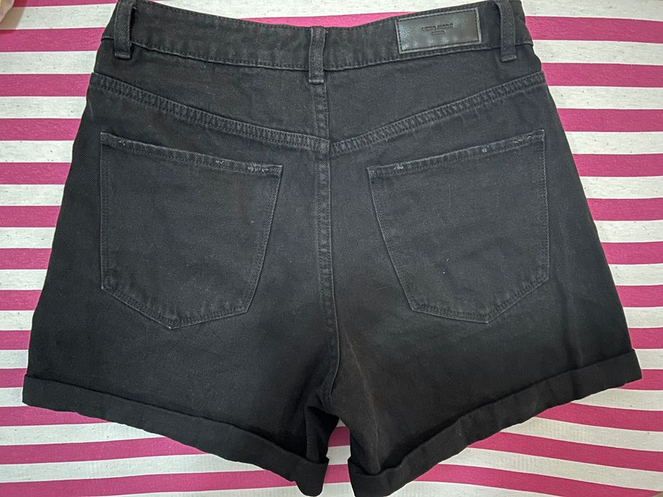 Къси гащи VERO MODA