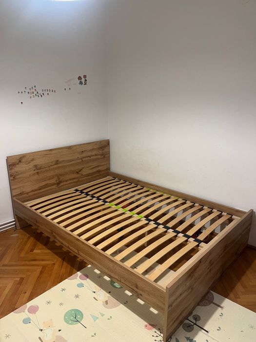 Vând mobilă cameră copil
