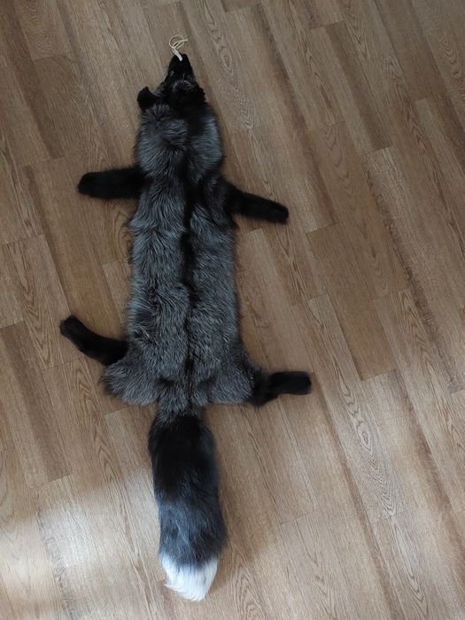 Продам шкуру чернобурки