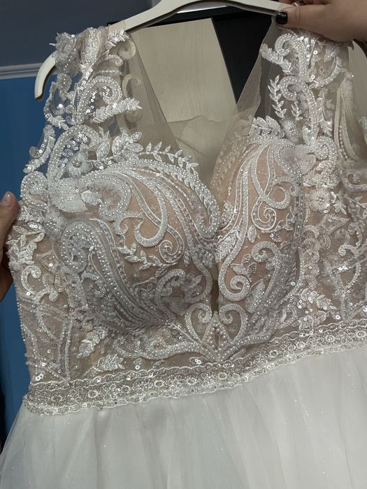 Vand rochie de mireasa