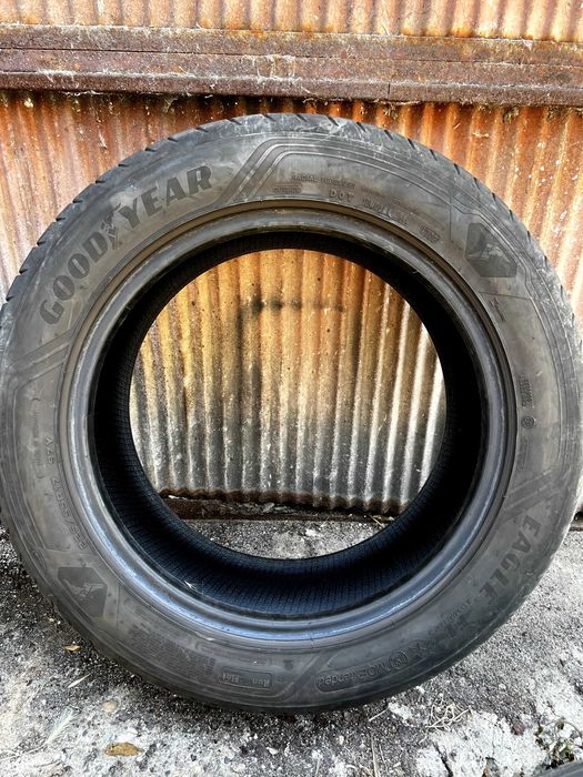 Летни гуми Goodyear Eagle F1 225/55/17 • DOT 22