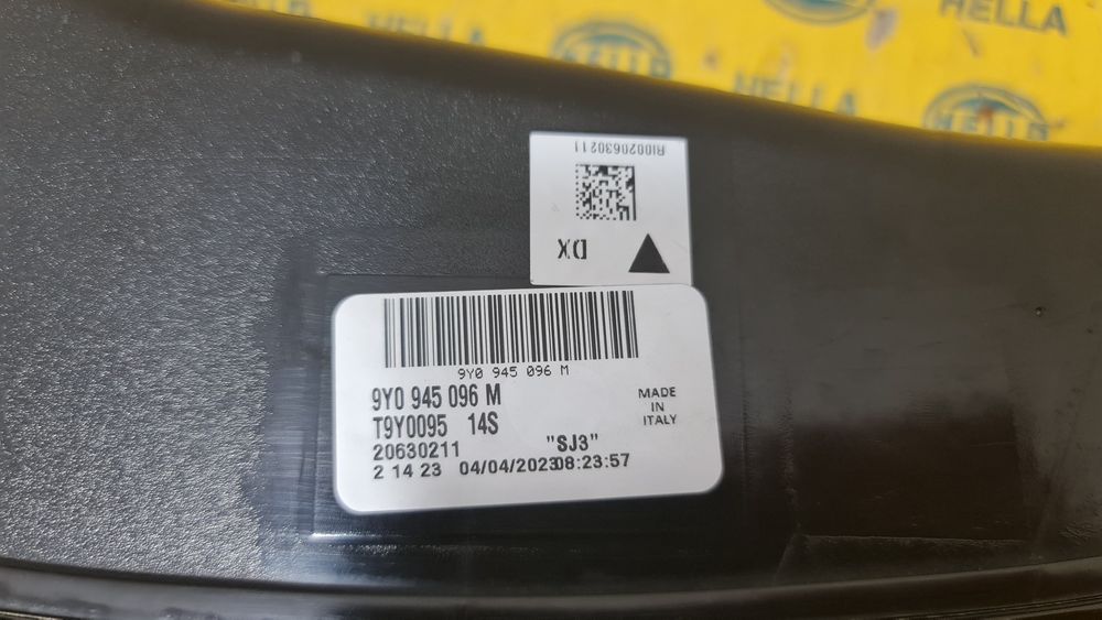 Lampa tripla stop led Porsche Cayenne 3 9y 9y0 9Y0945096M