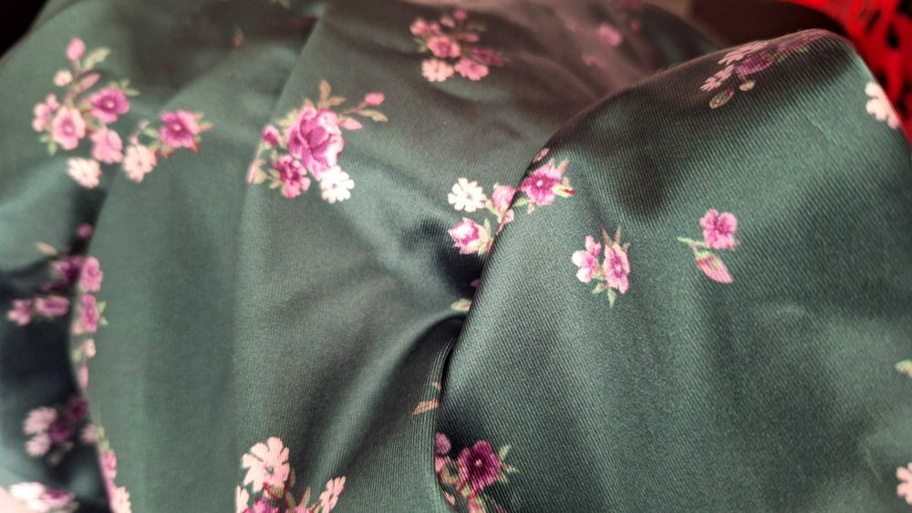 Рокля сатенирана H&M L