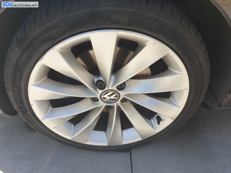 Set 4 Jante Roti Aliaj INTERLAGOS 225 235 40 18 R18 5x112 Volkswagen Passat B5 1997 - 2001 Cod 3C8601025D [C3883]