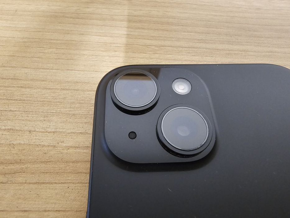 Iphone 15 128 GB, черен