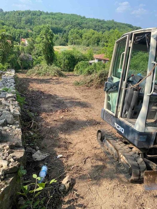 ДВОРНО МЯСТО С ПАНОРАМА В С. КАЗАЧЕВО, ОБЛ. ЛОВЕЧ