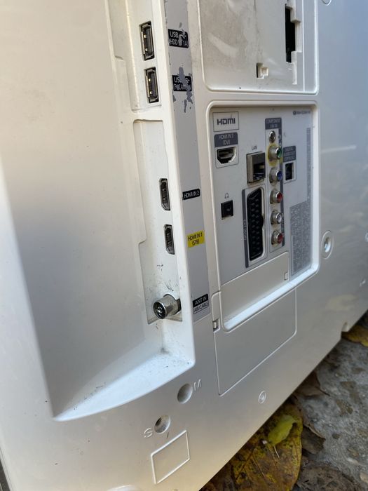 Телевизор Самсунг 32 инча за части