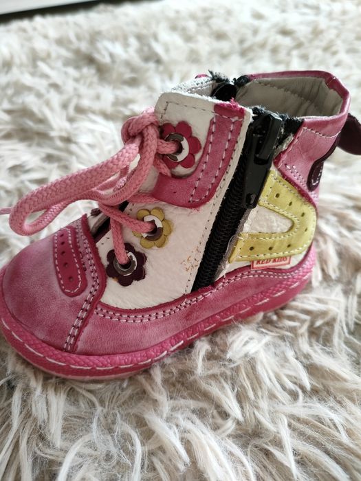 Продаю ботиночки