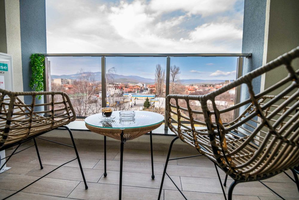 Двустаен апартамент за нощувки Panagyurishte Apartment | Топ локация | Ритейл парк Панагюрище | Близо до Уни Хоспитал