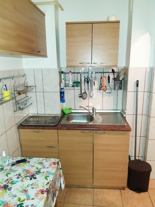 Vand garsoniera decomandata Ostroveni, 35 mp utili, bloc BCA.