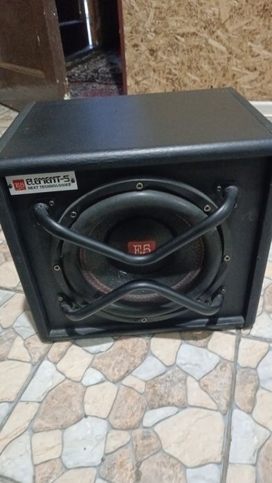 Буфер 10 дюймов хороший