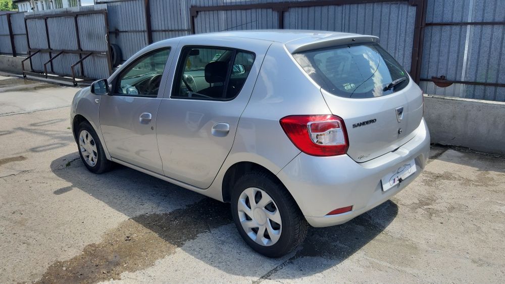 Dacia sandero 1,,5 dci 2015 gri piese din dezmembrari