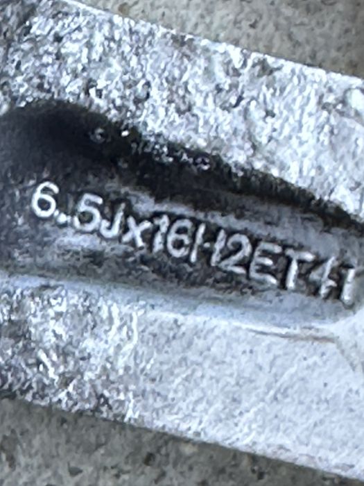 Jenti auto cu anvelope wolksvagen 205/55/16 cu senzori de presiune