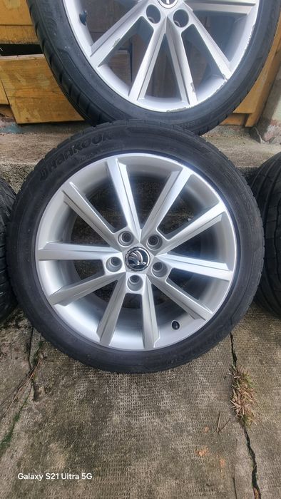 Cauciucuri Vară BARUM 195/65/15 Hankook 225/45r17 Skoda Octavia3