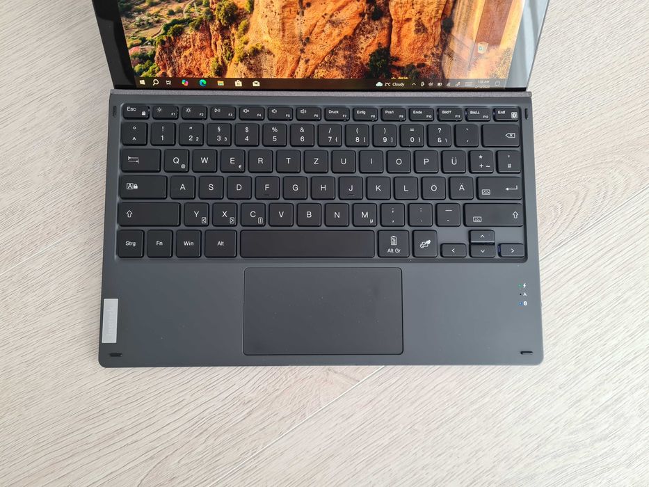Tableta Microsoft Surface Pro 6, i5-8350U, 8 GB Ram, SSD 256 GB