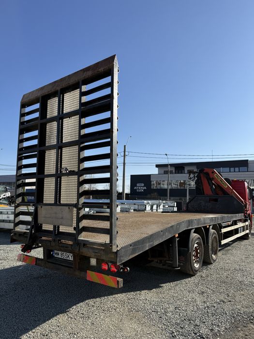 Volvo FM9  km 240 mii cu macara Palfinger 7T ridica ,rampa hidrualica