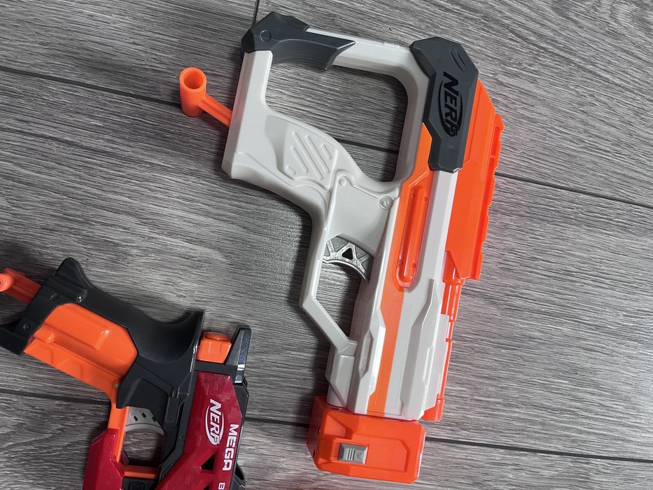 Accesori pusti nerf