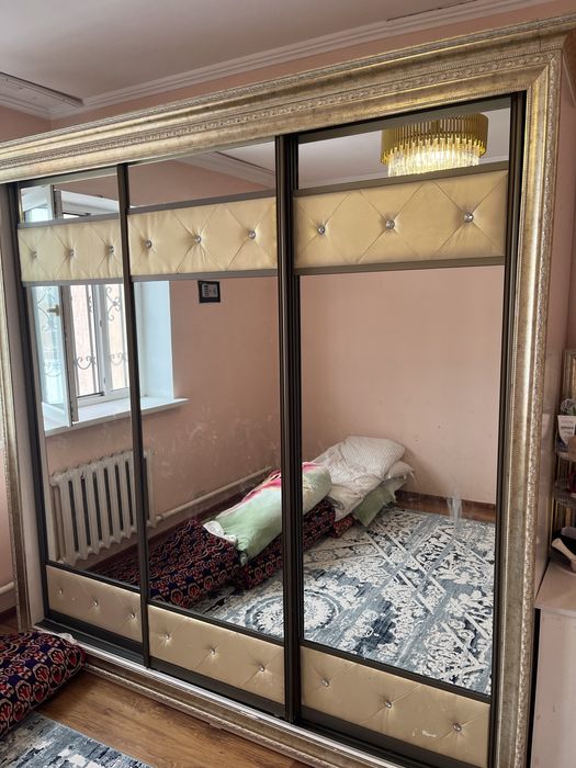 Шкаф Спальная диван Комот 2 тумбочка