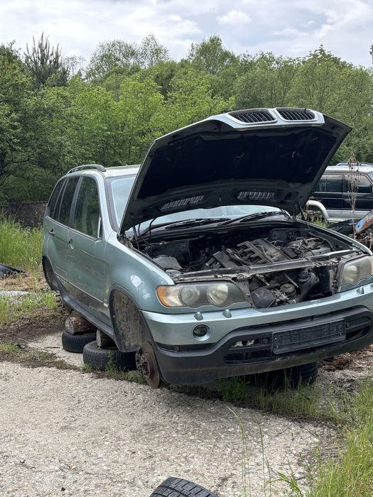 BMW X5 E53 На Части