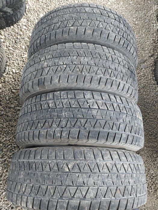 265/65 r17 de iarna 4 buc f bune BRIDGESTONE