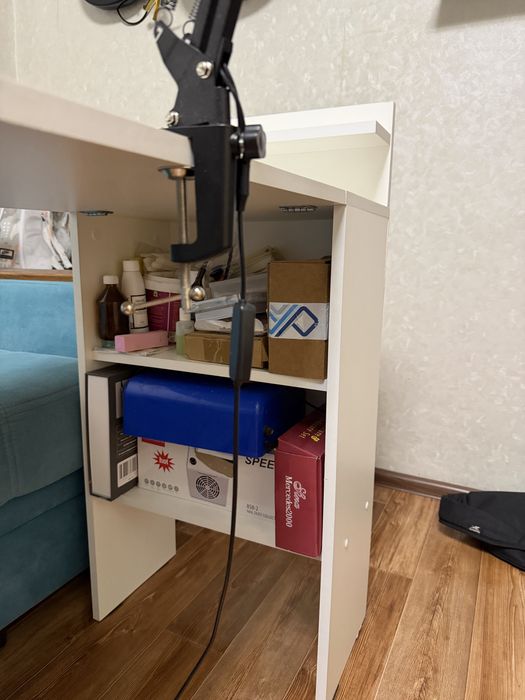 Маникюрный стол. Раскладной