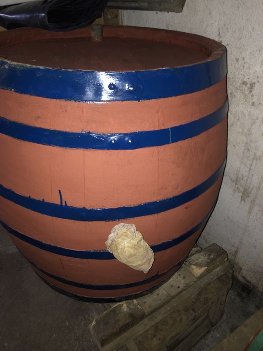 Butoi dupa cum se vede arata fb in stare buna pregatit ptr must