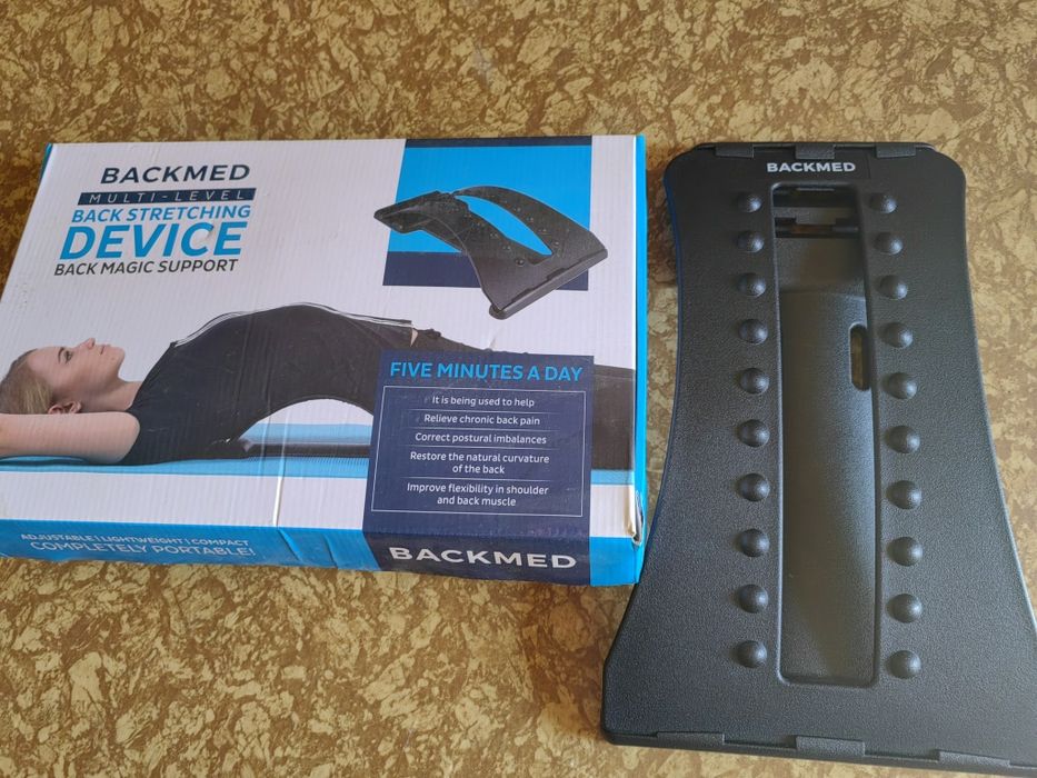 Продавам комплект ортопедични възглавници и коректор за гърба и стойка