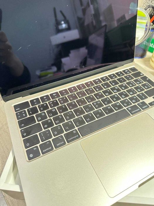 AppleMacBookAir 13дюймов 2024г(Шымкент ул Мангельдина 284/3) лот923096
