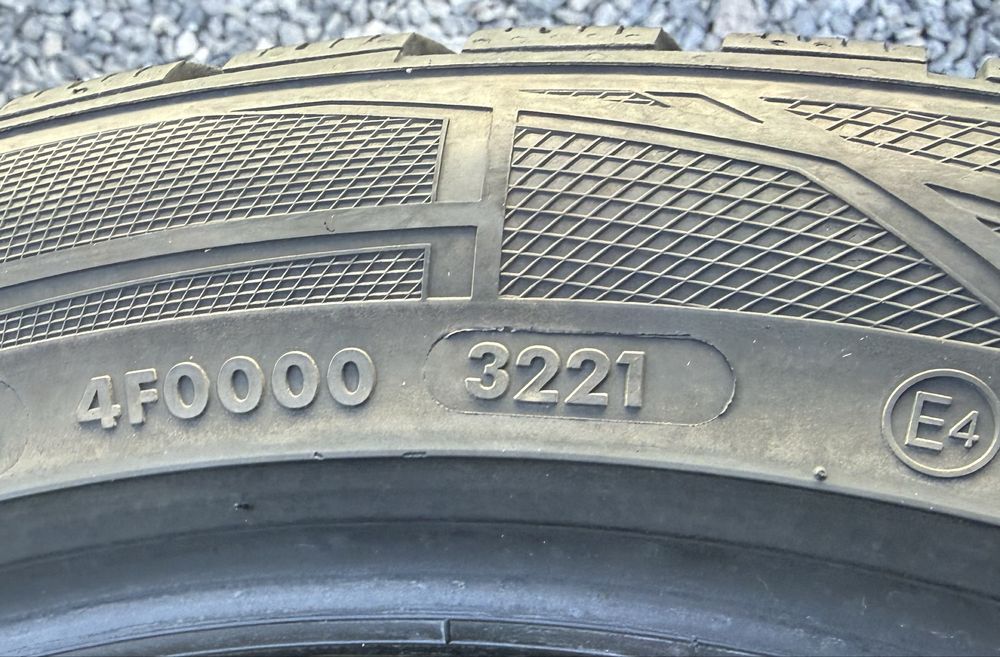 4бр 225/45/18 на 7мм с 21дот Вредщайн