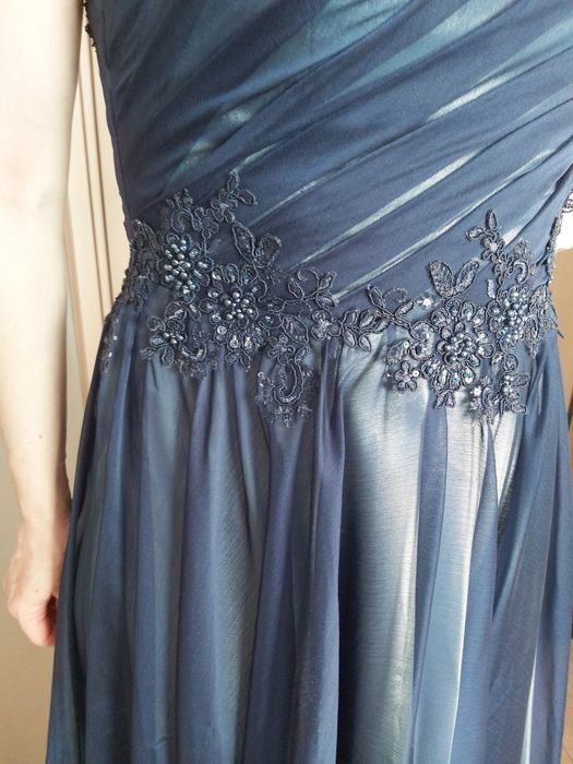 Бална/кумска/официална дизайнерска рокля