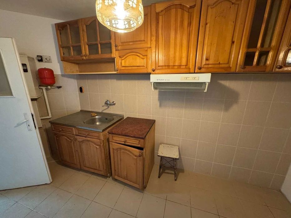 Дава се под наем Офис в Бургас, Център - 94 кв.м за 510 € - Снимка #4