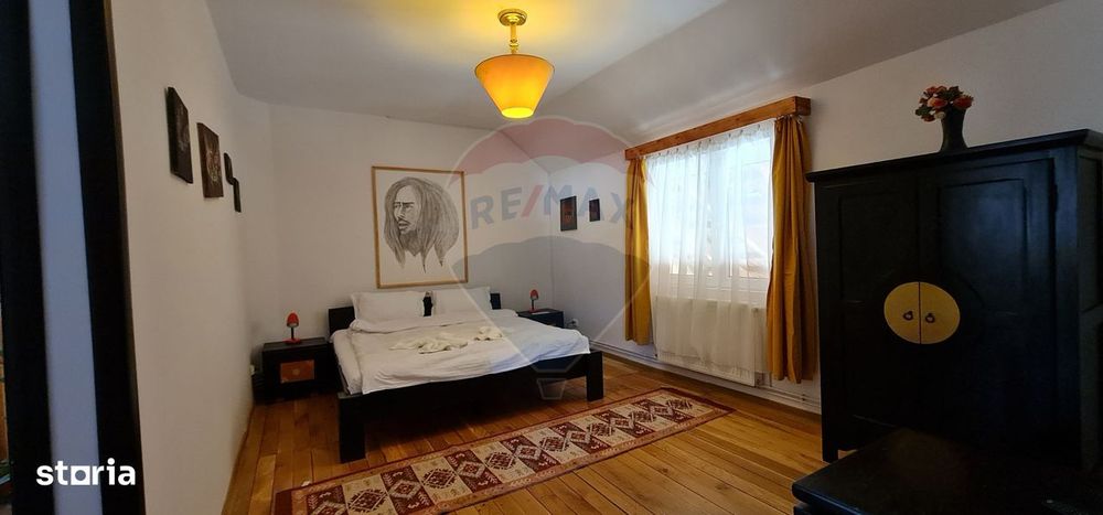 Hotel / Pensiune cu 16 camere de vânzare