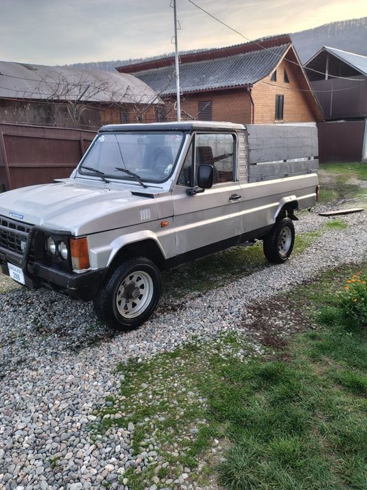 Vând ARO 10 Camionetă