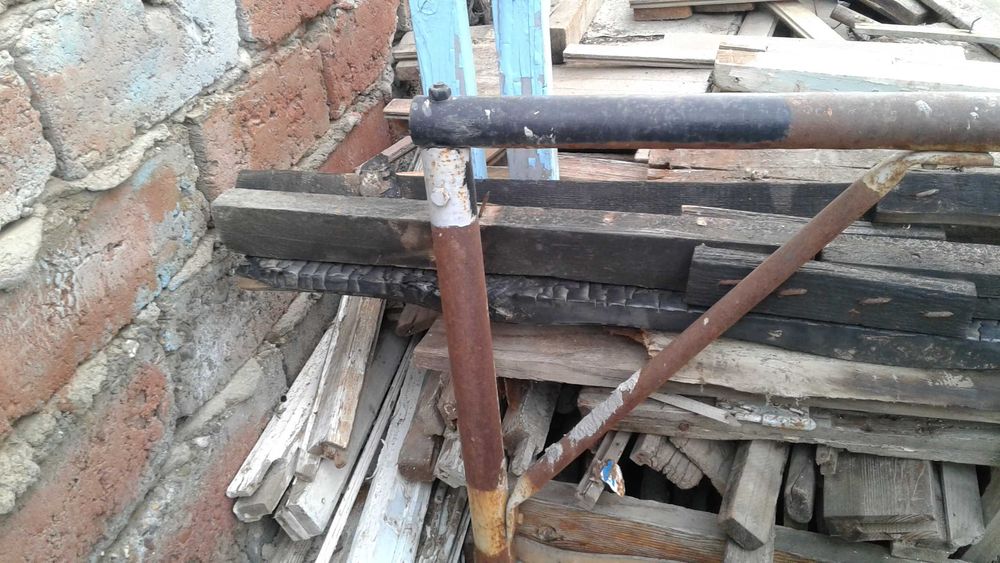 Продаються дрова