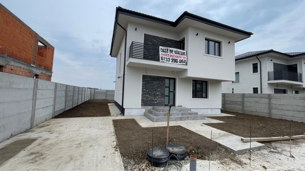 Casa de vanzare,3 bai,Teren 325 mp,oras Pantelimon,Gaze,canalizare,apa